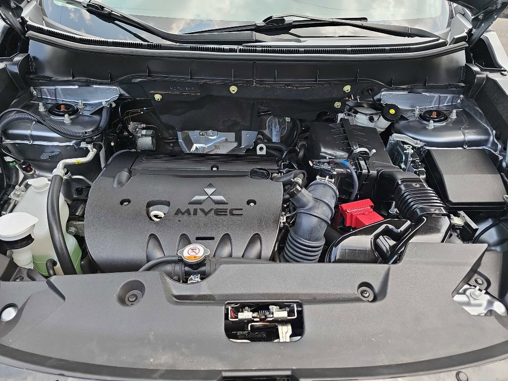 Used 2023 Mitsubishi Outlander Sport SE image 53