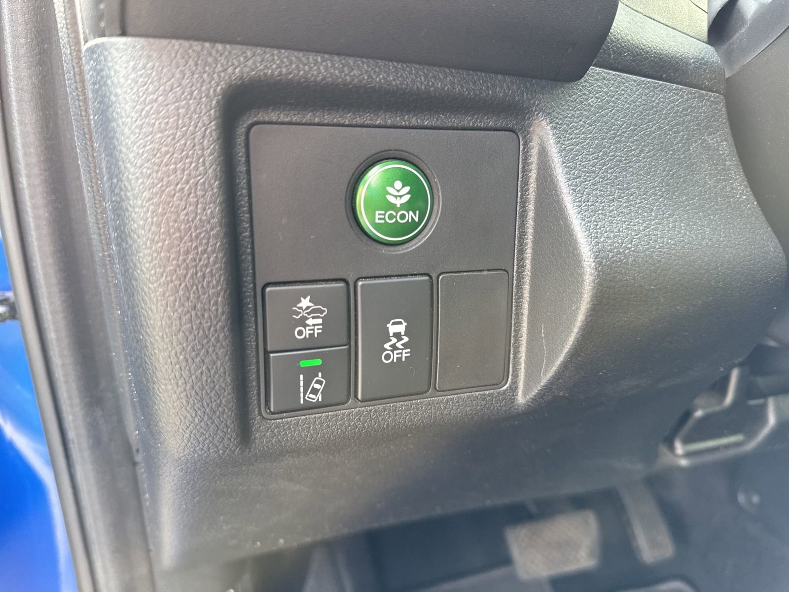 Used 2021 Honda HR-V EX image 16