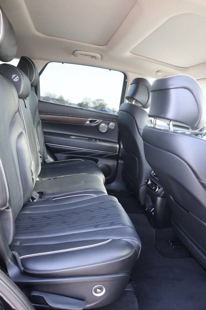 Used 2023 Genesis GV80 3.5T Advanced + image 16