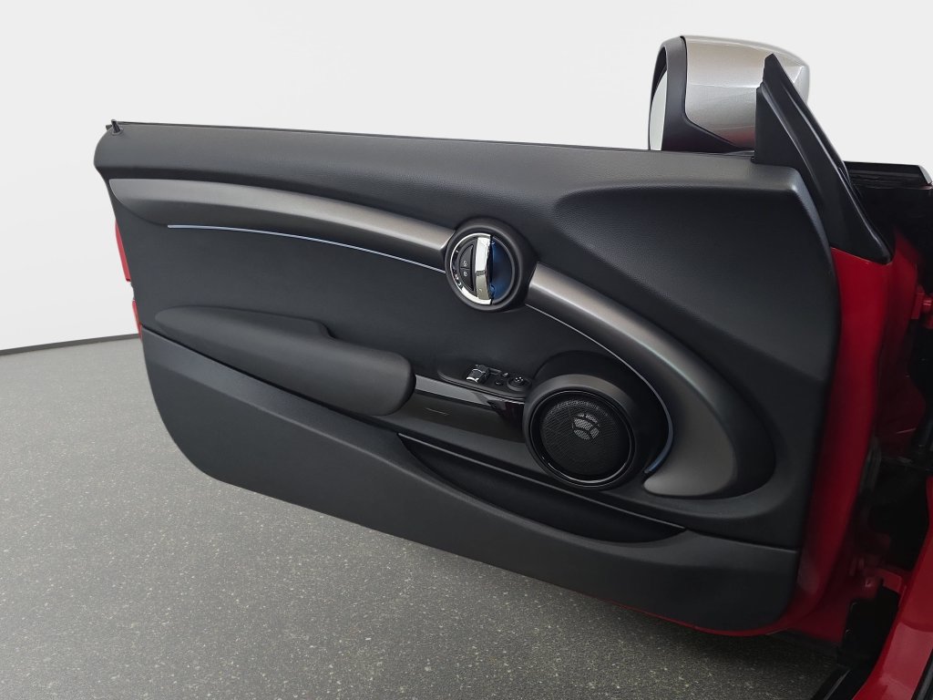 Used 2024 MINI Cooper SE FWD image 27