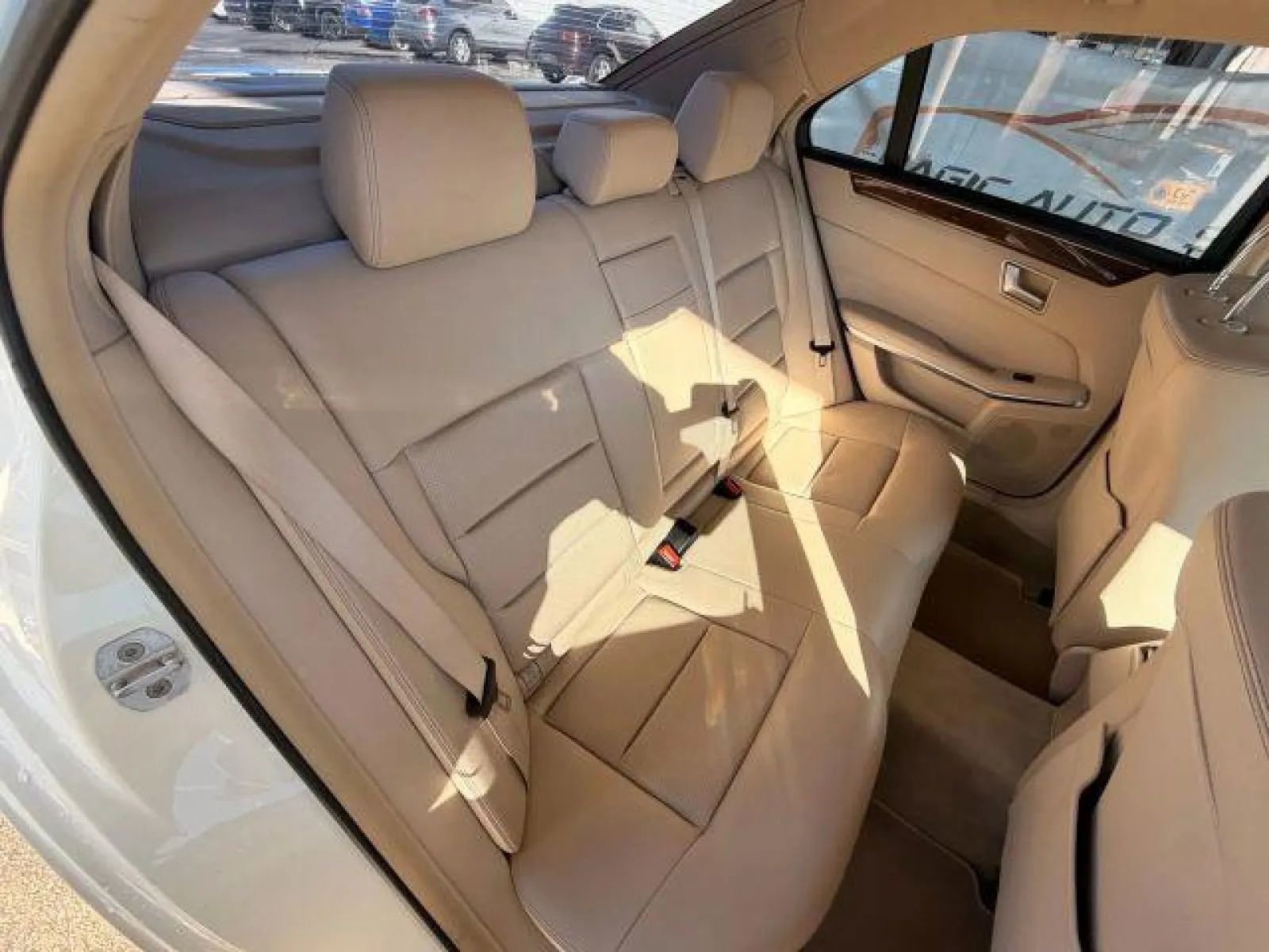 Used 2015 Mercedes-Benz E 350 4MATIC Sedan image 24