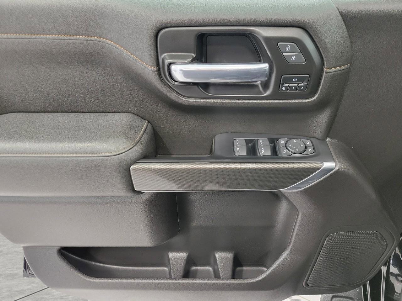 Used 2022 GMC Sierra 1500 AT4 w/ Driver Alert Package II image 26