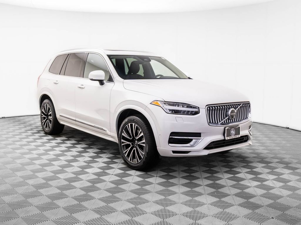 Used 2024 Volvo XC90 T8 Plus image 10