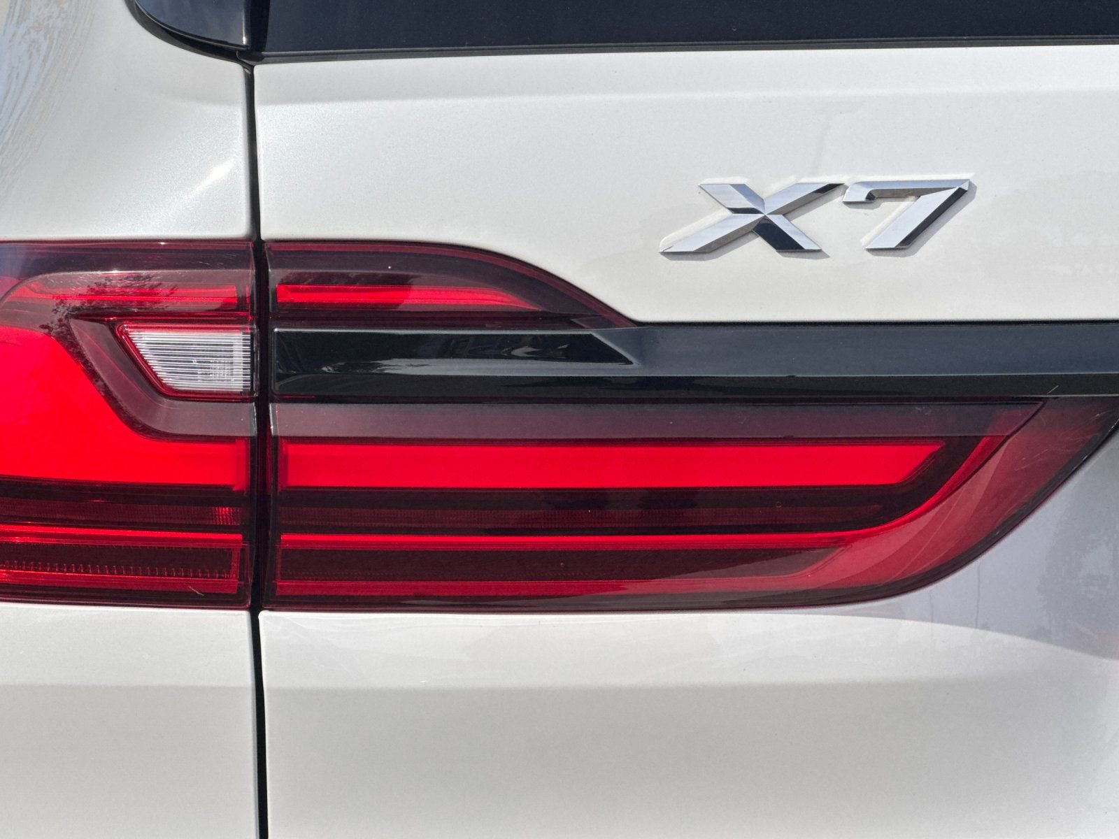 Used 2021 BMW X7 xDrive40i w/ M Sport Package image 35