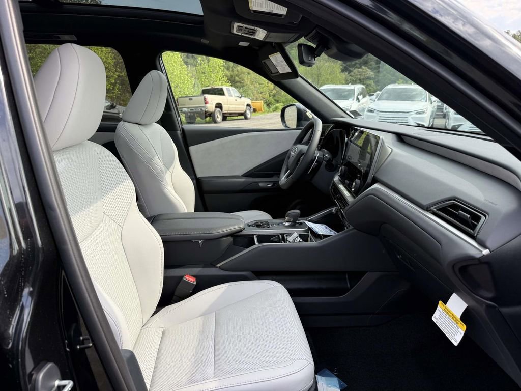 Used 2026 Lexus TX 350 AWD w/ Technology Package image 14