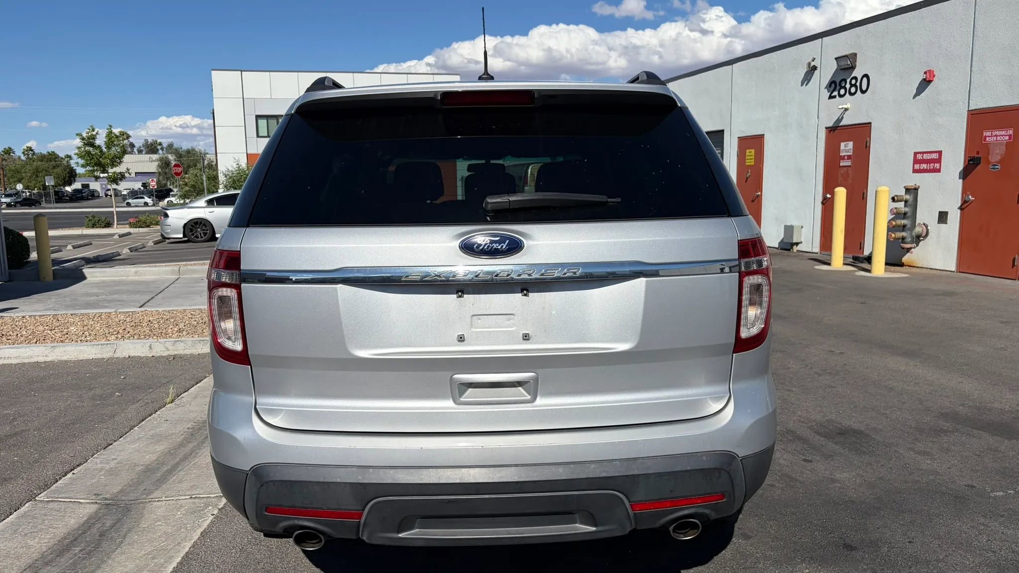 Used 2015 Ford Explorer FWD image 4