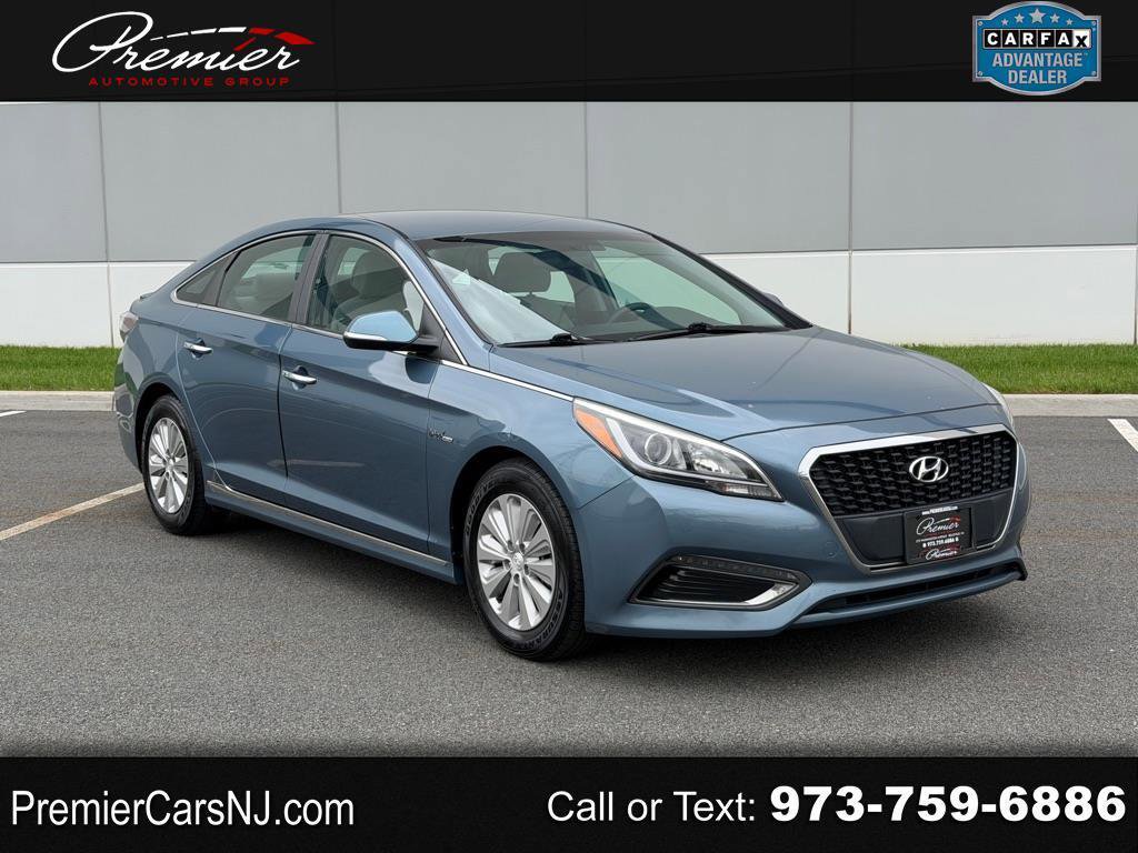 Used 2016 Hyundai Sonata SE FWD image 1