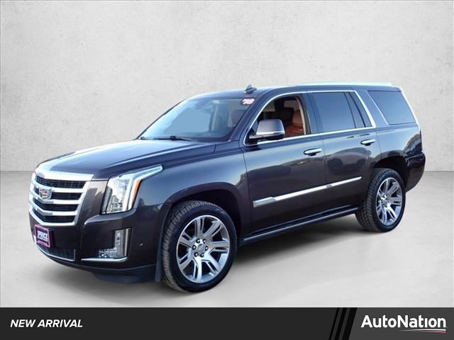 Used 2018 Cadillac Escalade Premium Luxury image 1