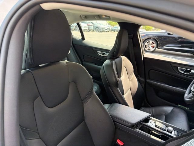 Used 2024 Volvo S60 B5 Plus AWD/4WD image 7