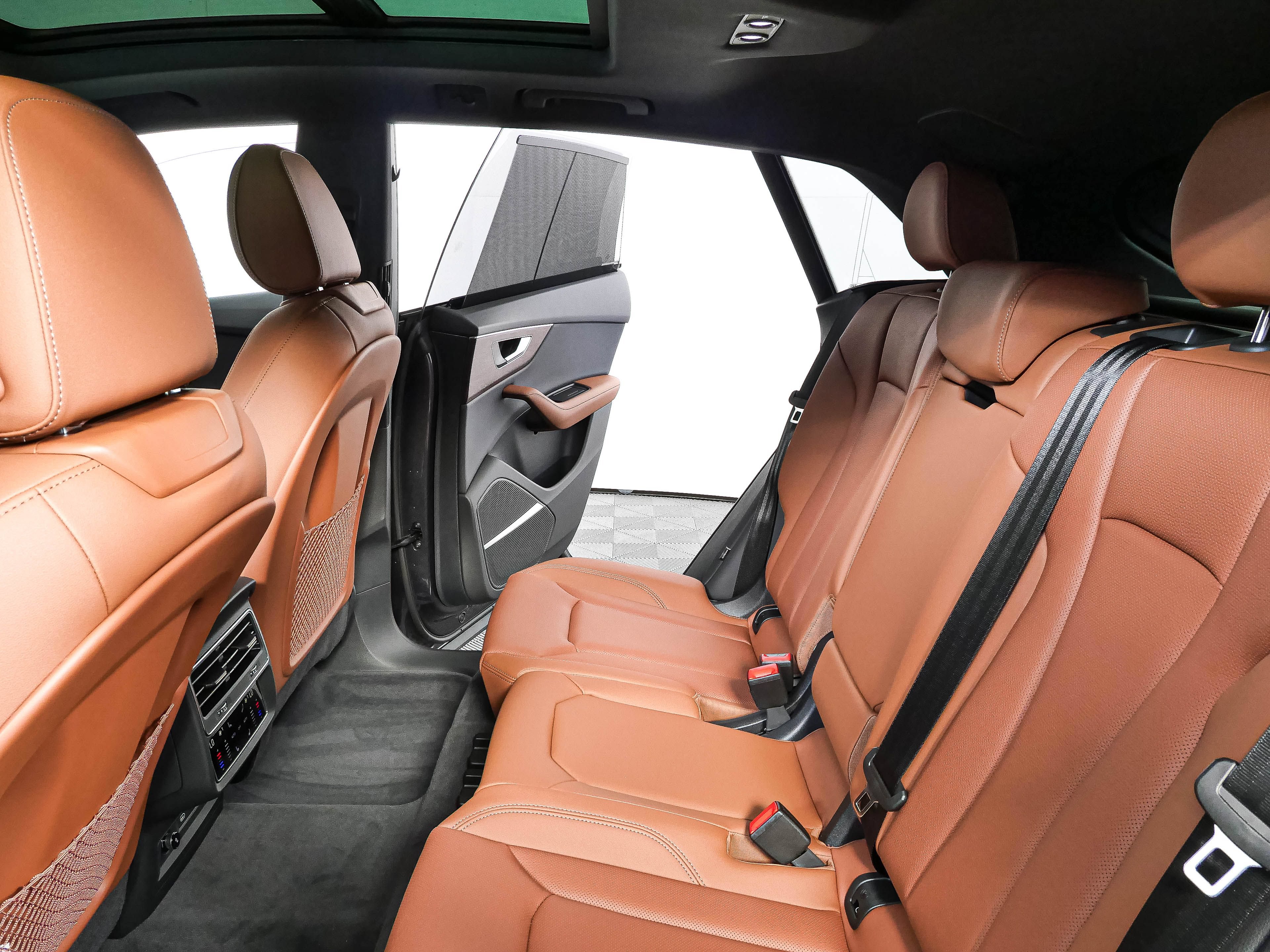 New 2026 Audi Q8 Premium Plus AWD/4WD image 22