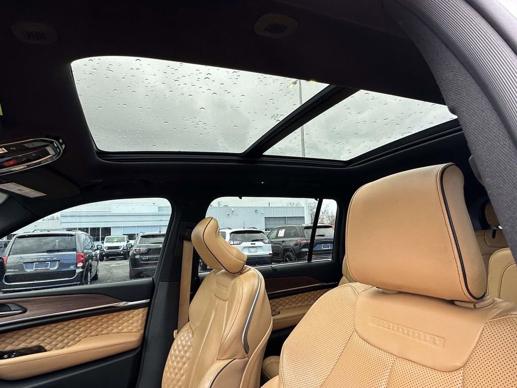 Used 2023 Jeep Grand Cherokee L Summit w/ High Altitude Package image 21