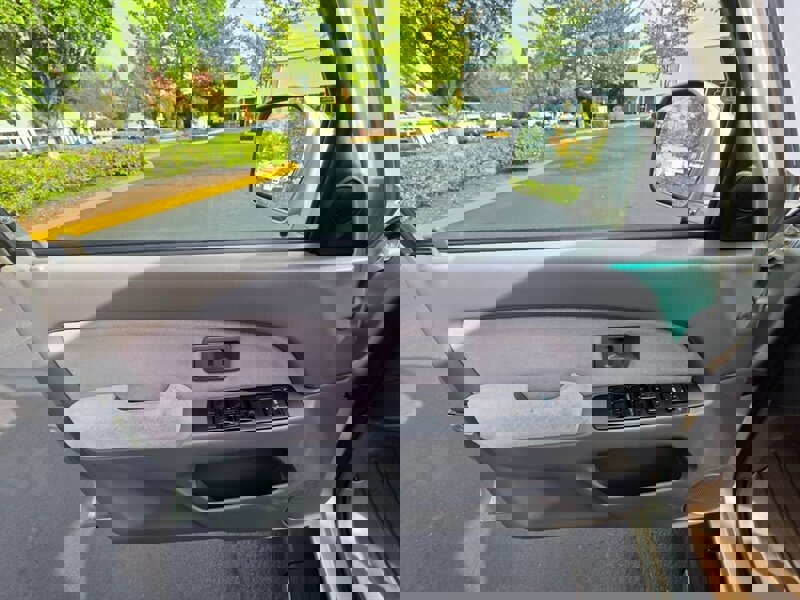 Used 2001 Toyota 4Runner SR5 image 36