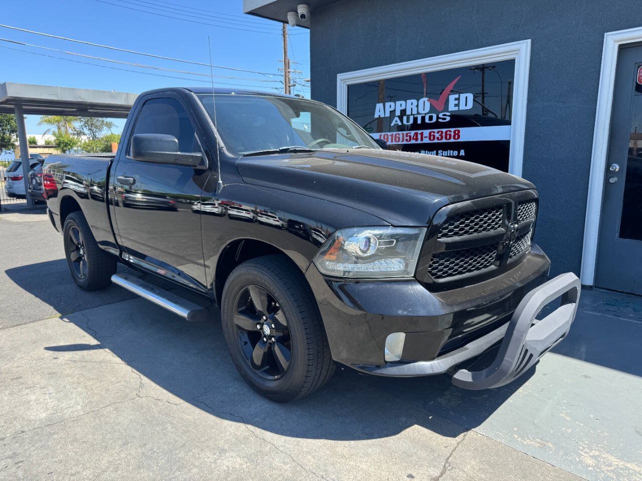 Used 2014 RAM 1500 Express RWD image 1