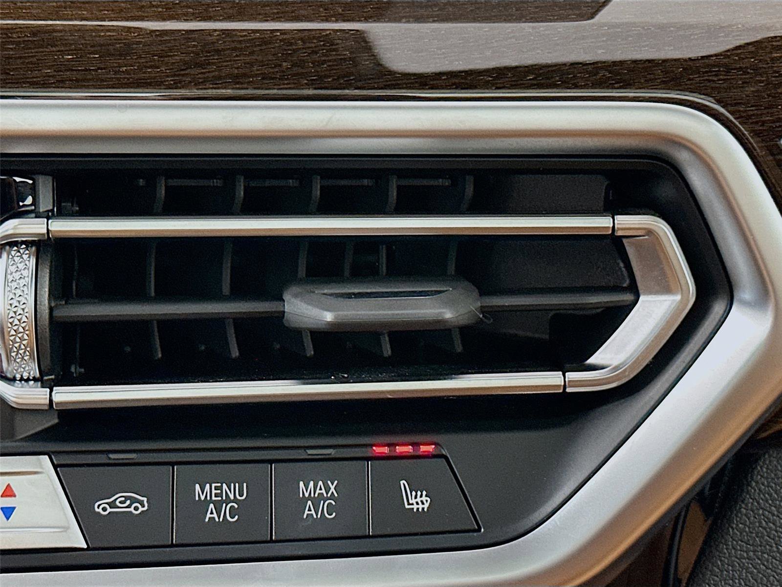 Certified 2024 BMW X3 xDrive30i w/ Convenience Package image 20