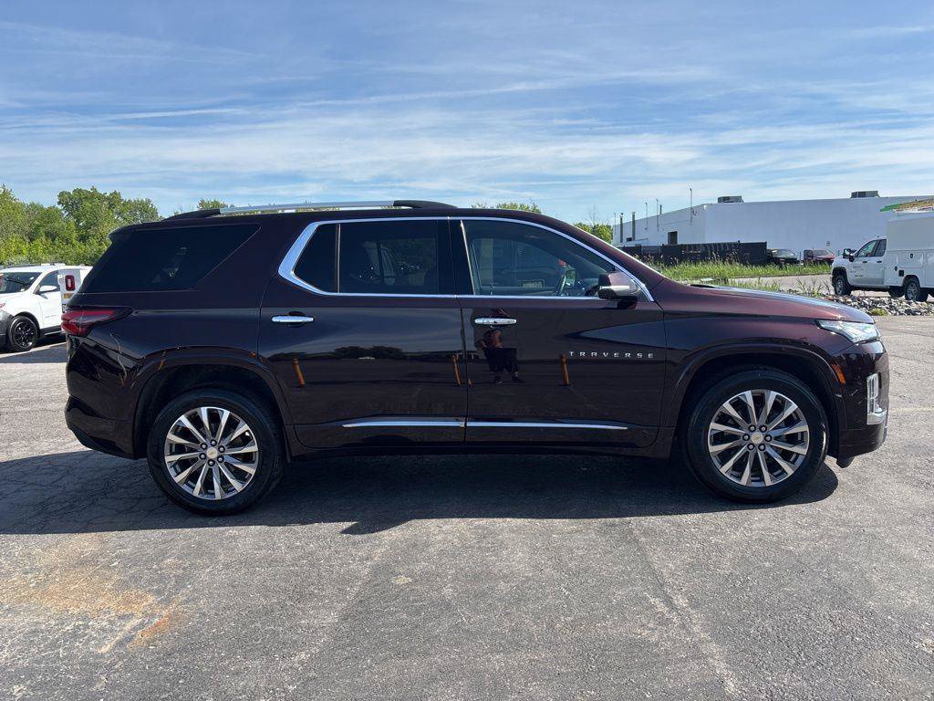 Used 2023 Chevrolet Traverse Premier AWD/4WD image 8