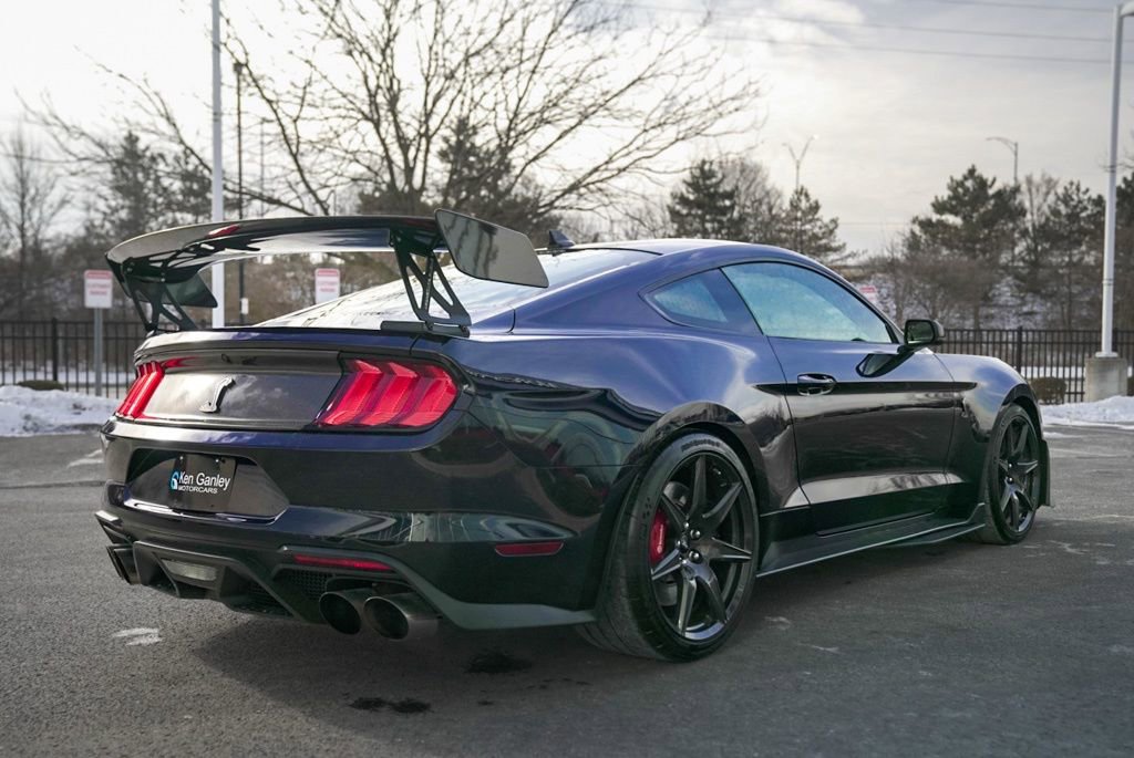 Used 2021 Ford Mustang Shelby GT500 w/ Carbon Fiber Track Pack RWD image 24