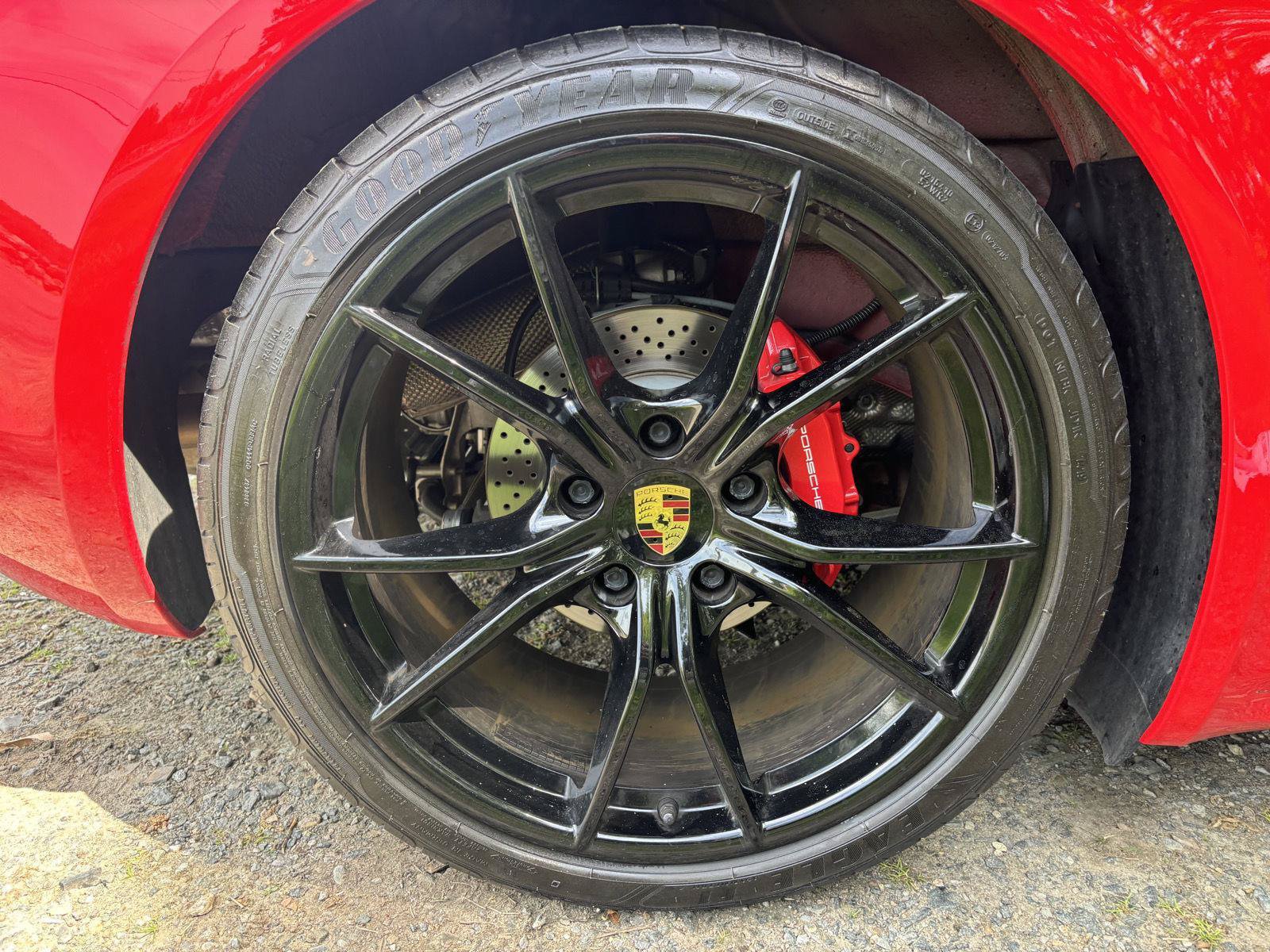Used 2019 Porsche 718 Cayman S RWD image 28