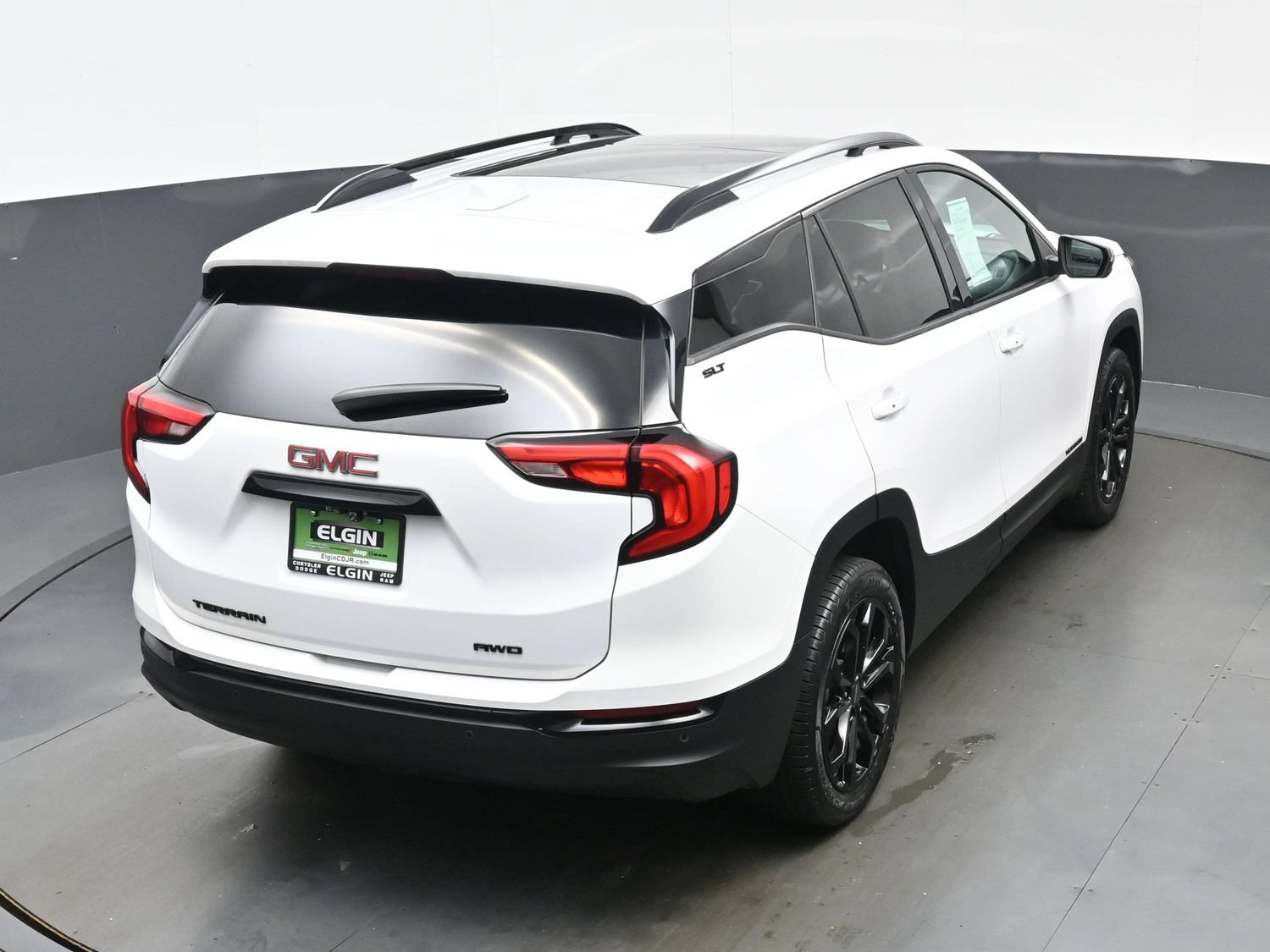 Used 2021 GMC Terrain SLT w/ Infotainment Package II AWD/4WD image 42
