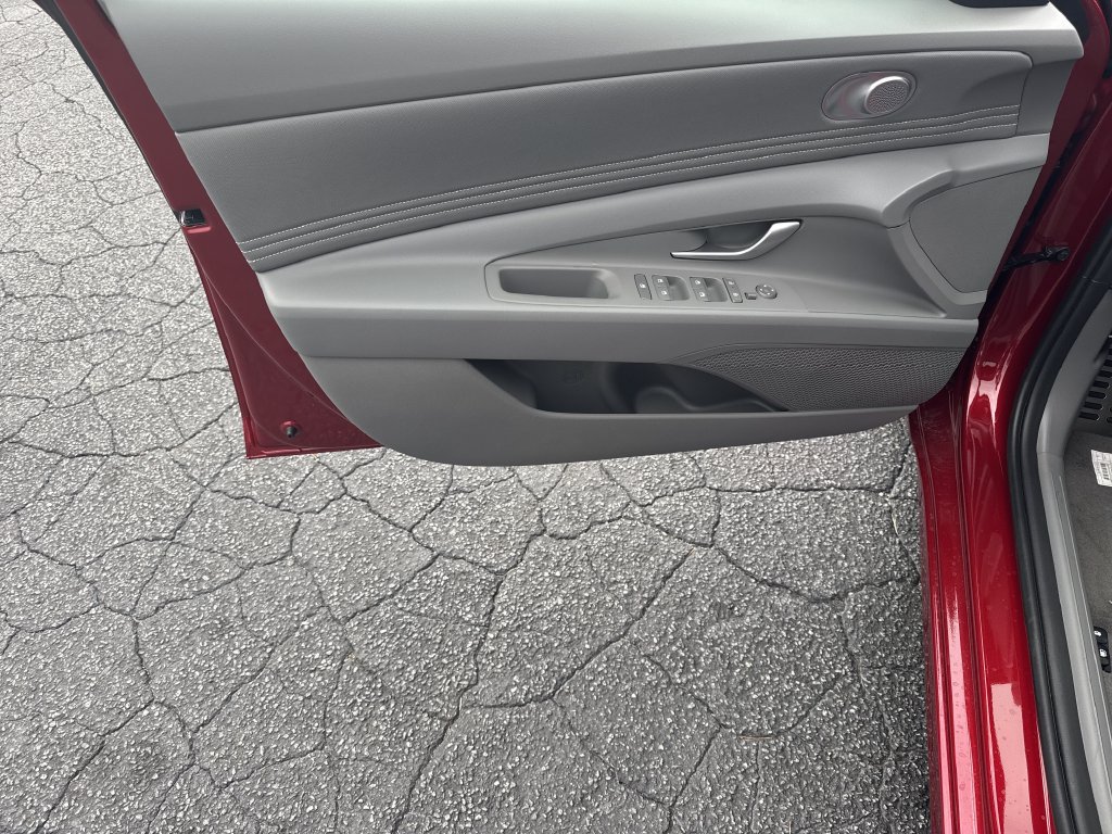 Certified 2026 Hyundai Elantra Sport w/ Cargo Package FWD image 10
