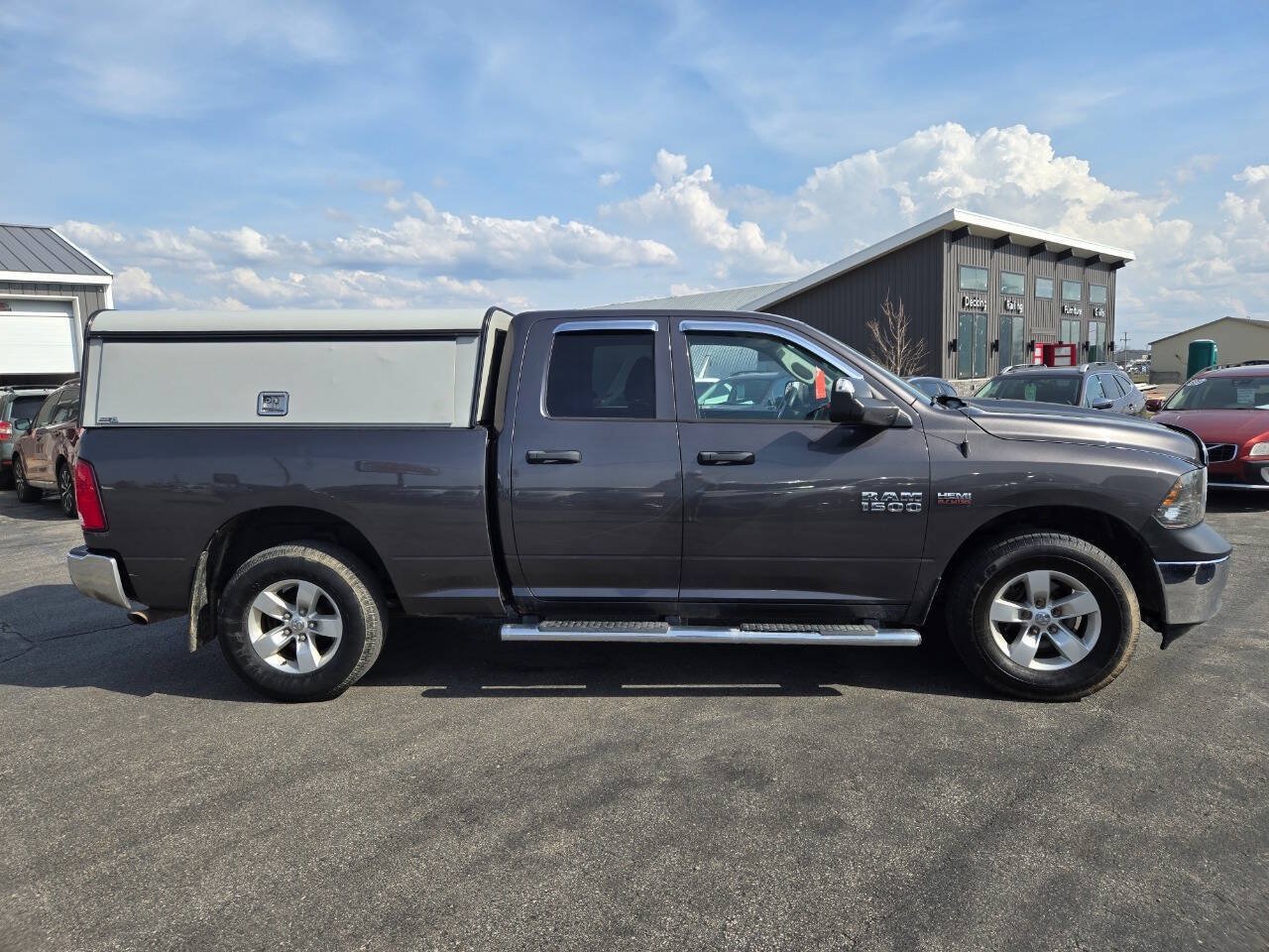 Used 2015 RAM 1500 ST w/ SXT Appearance Group AWD/4WD image 3