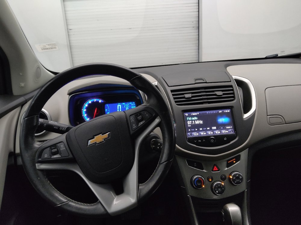 Used 2016 Chevrolet Trax LT w/ LT Convenience Package image 22