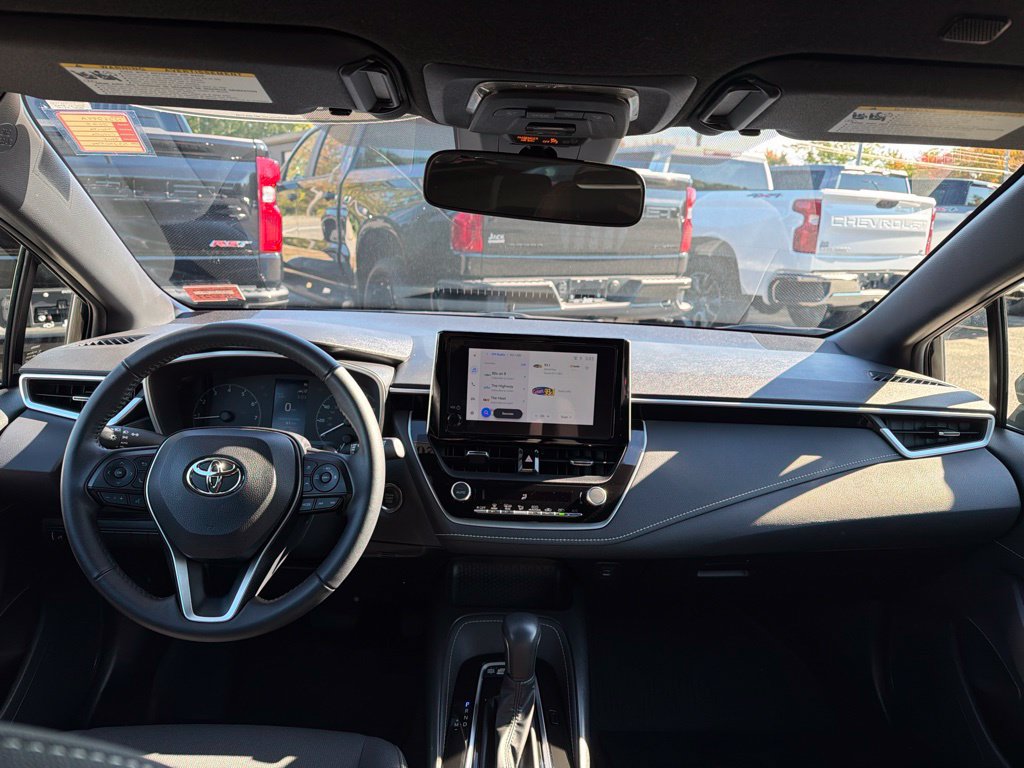 Used 2025 Toyota Corolla SE FWD image 10