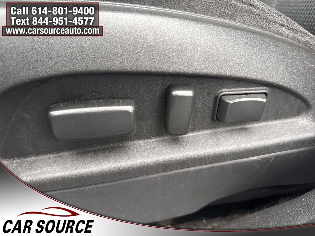 Used 2017 Chevrolet Equinox LT w/ Convenience Package image 11