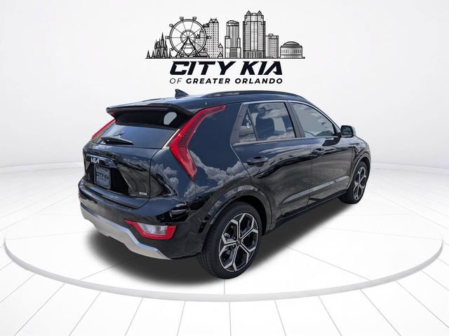 Used 2025 Kia Niro EX Touring FWD image 5