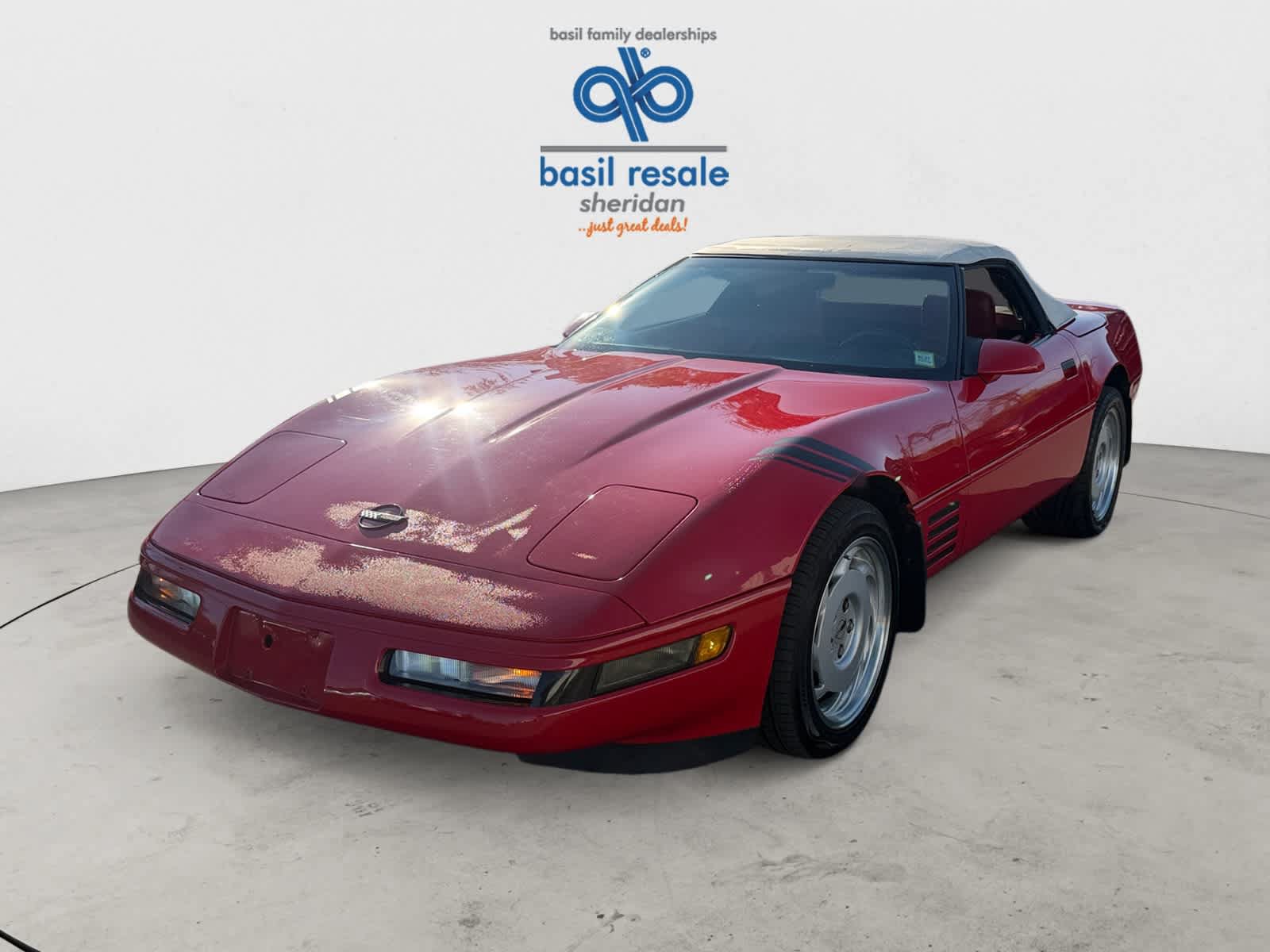 Used 1992 Chevrolet Corvette Convertible RWD image 2