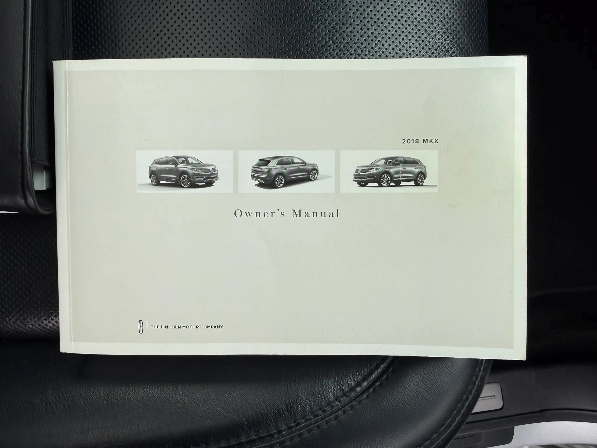 Used 2018 Lincoln MKX Reserve w/ Lincoln MKX Climate Package AWD/4WD image 35