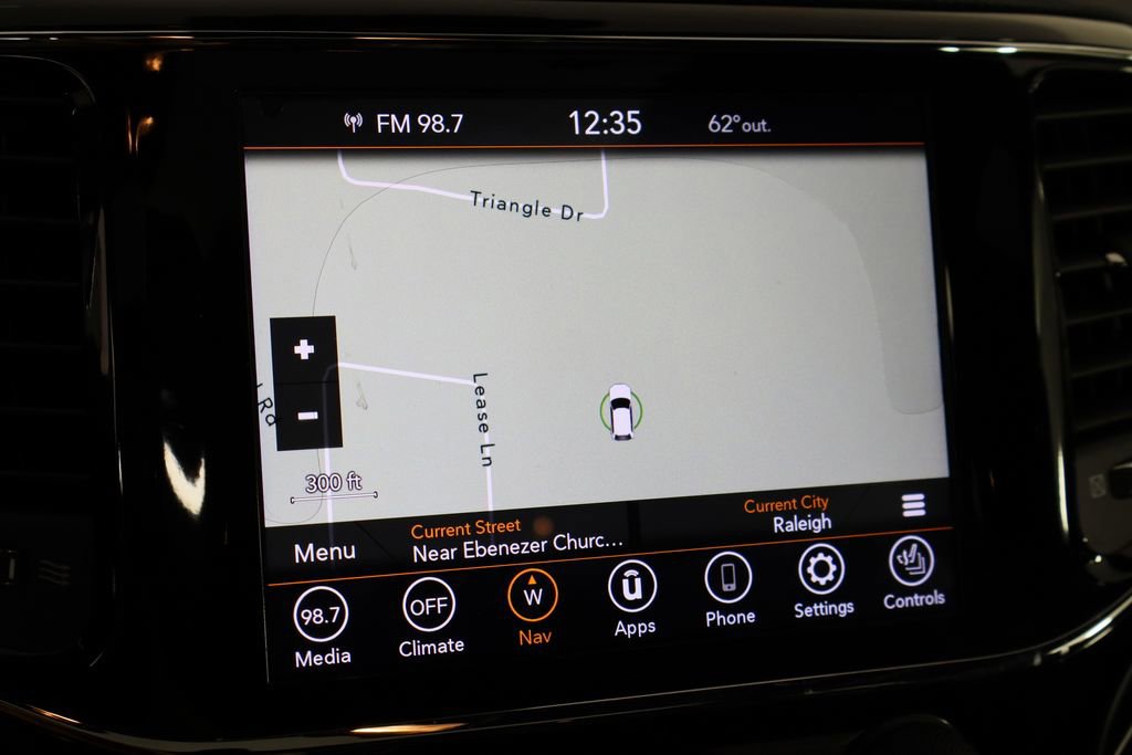 Used 2020 Jeep Grand Cherokee Limited w/ Trailer Tow Group IV image 39