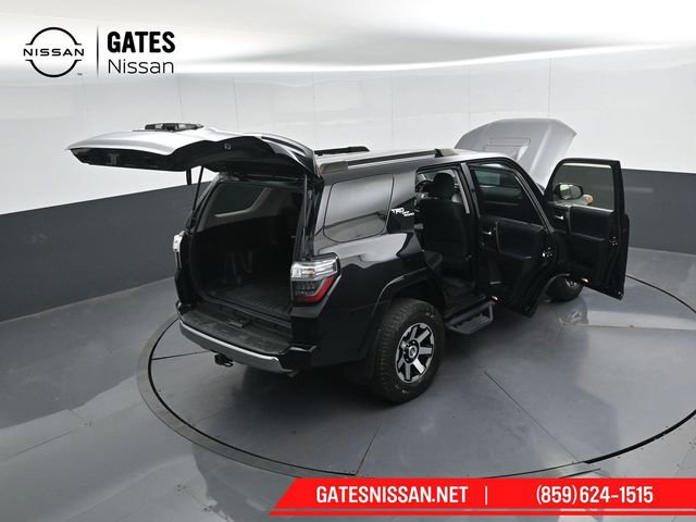 Used 2022 Toyota 4Runner TRD Off-Road AWD/4WD image 48