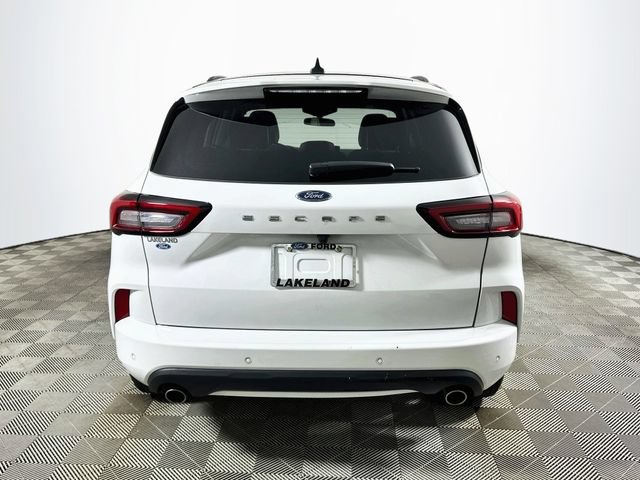 Used 2023 Ford Escape ST-Line w/ Tech Pack #1 FWD image 4