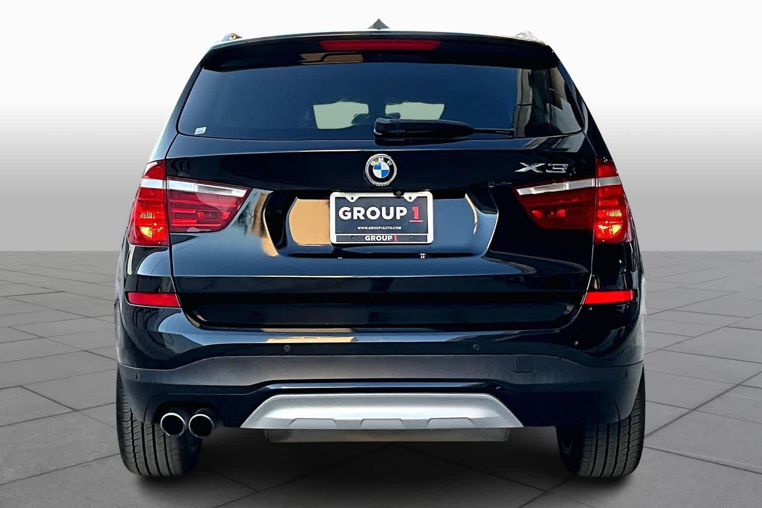 Used 2017 BMW X3 xDrive28i AWD/4WD image 4