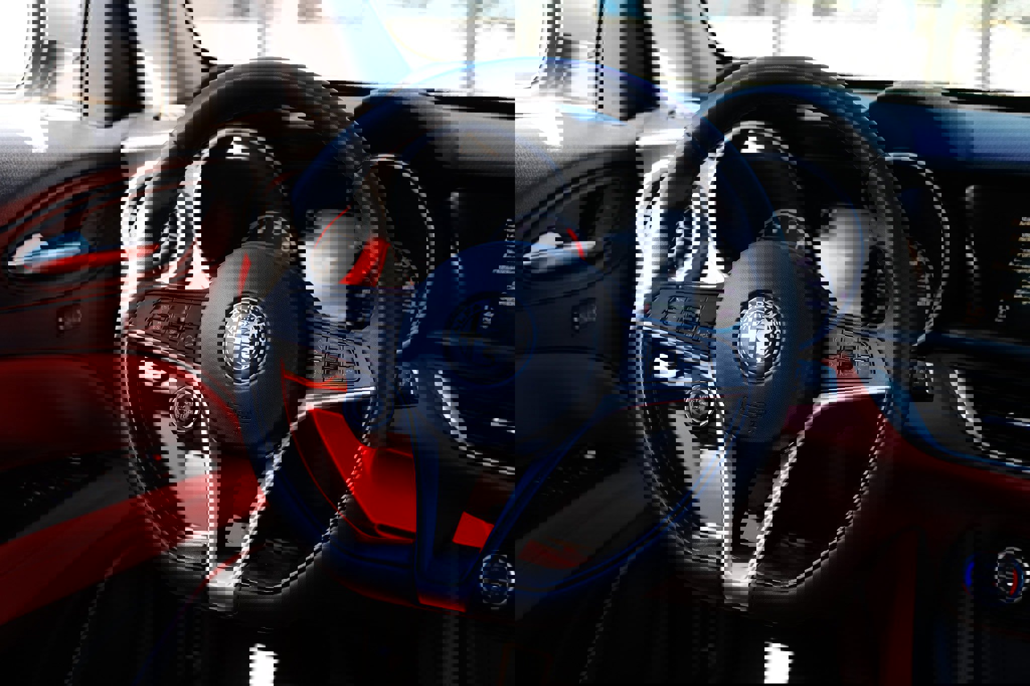 Used 2018 Alfa Romeo Stelvio image 35