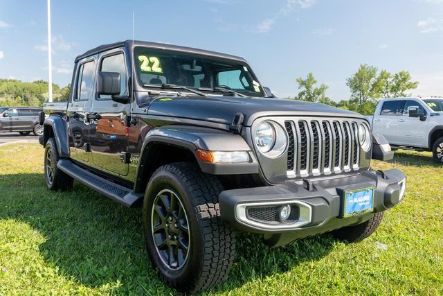 Used 2022 Jeep Gladiator Overland w/ Cold Weather Group AWD/4WD image 4