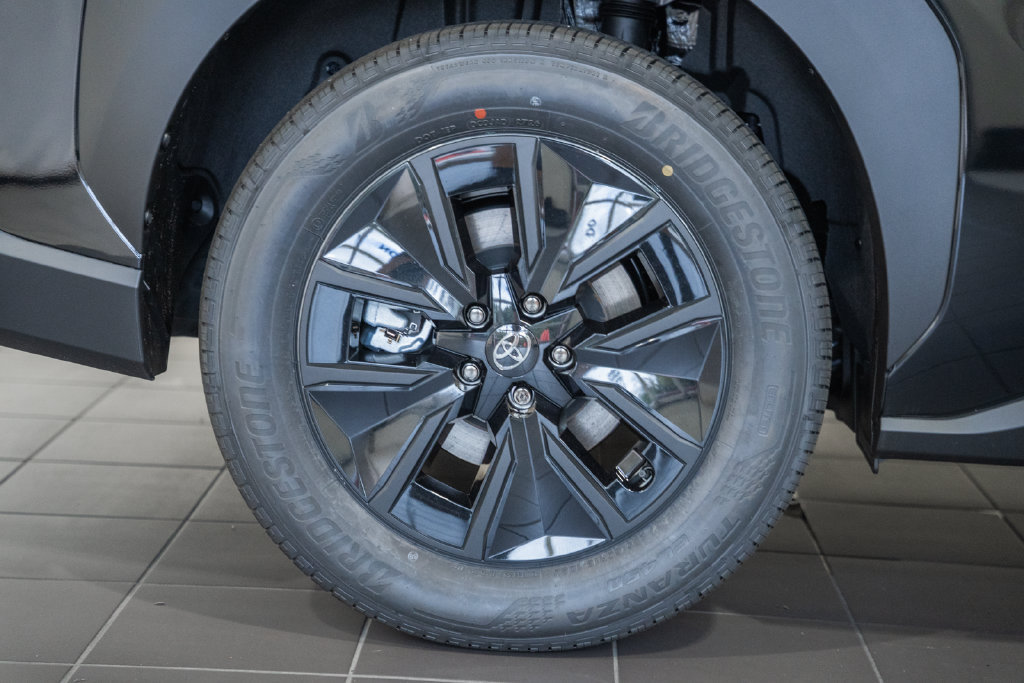 New 2026 Toyota bZ Woodland AWD/4WD image 17