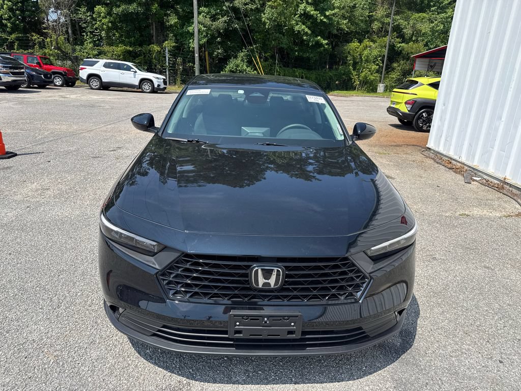 Used 2025 Honda Accord SE image 3