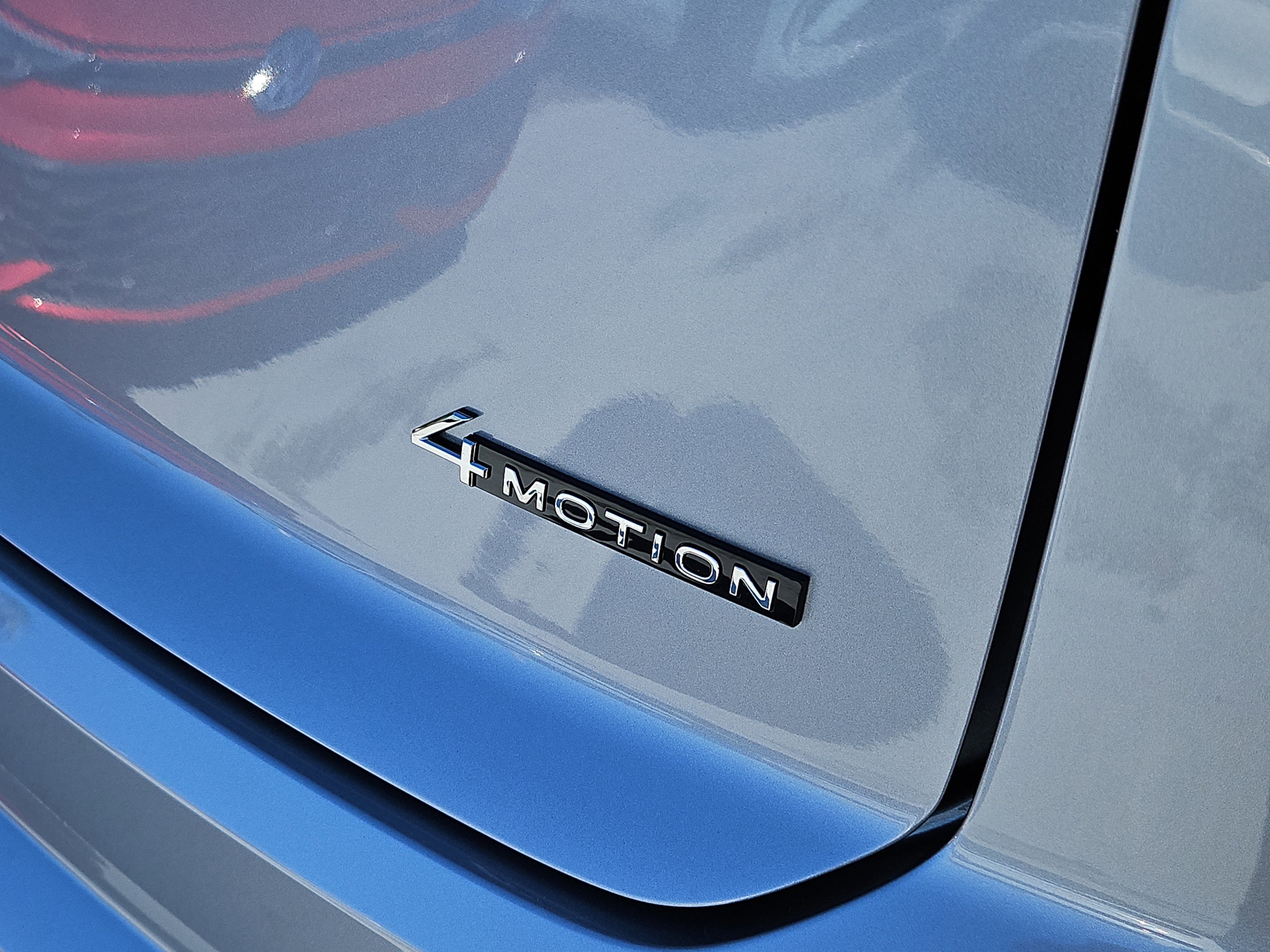 New 2026 Volkswagen Atlas Cross Sport SEL R-Line image 6