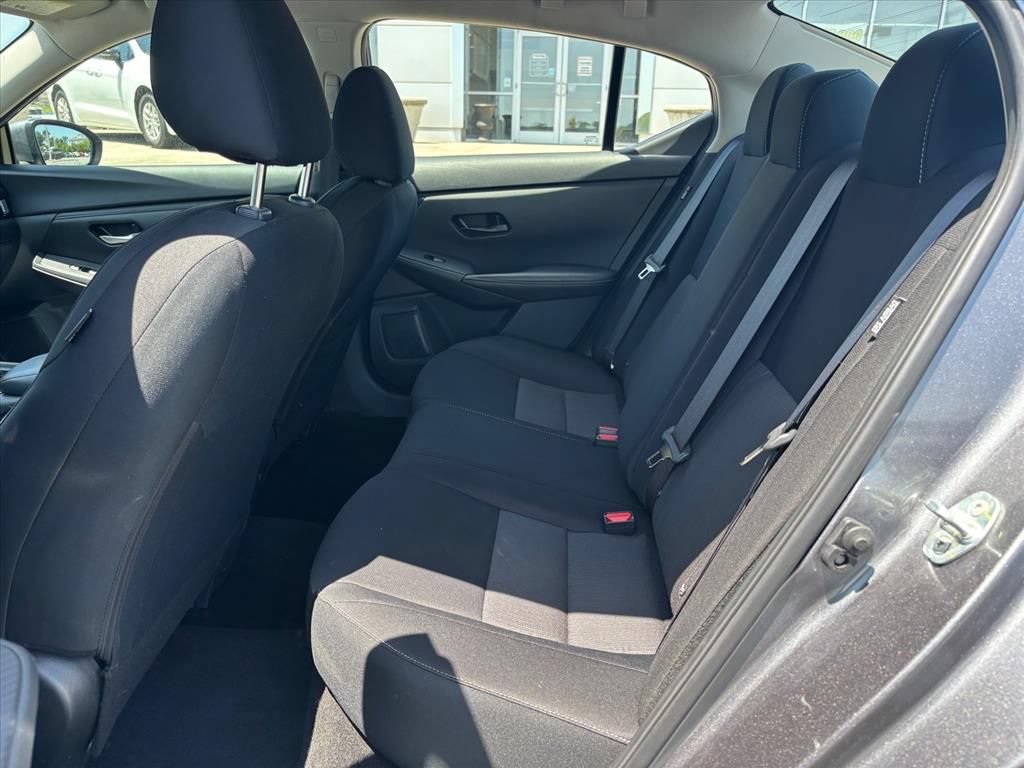 Used 2024 Nissan Sentra SV FWD image 12