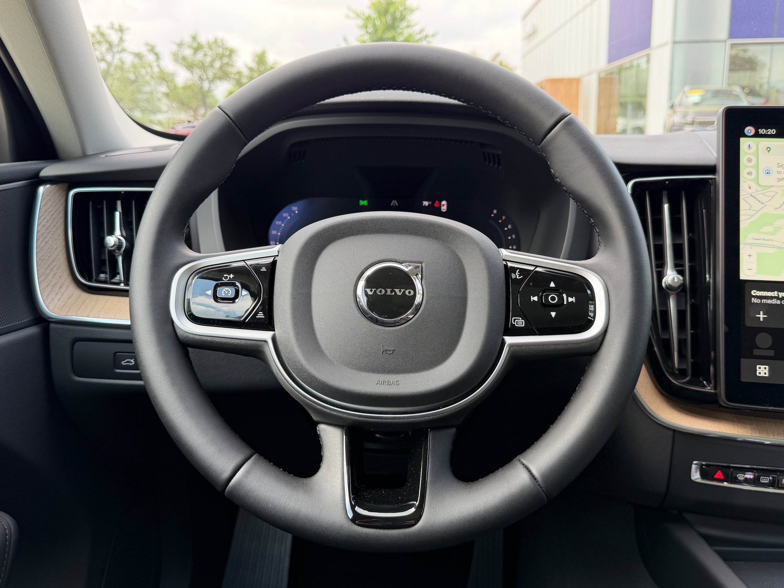 New 2026 Volvo XC60 B5 Core AWD/4WD image 13