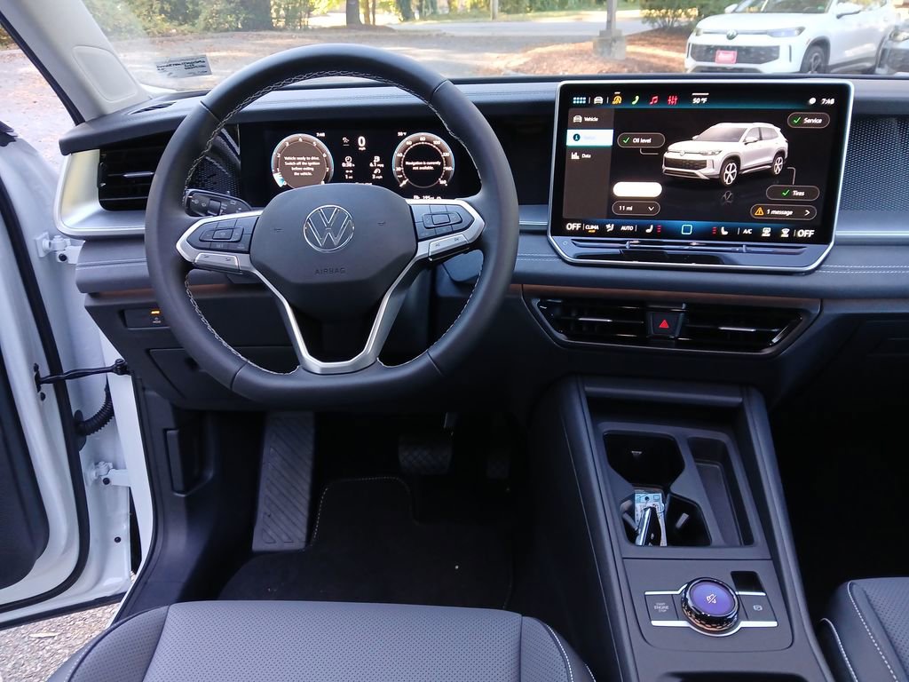 New 2026 Volkswagen Tiguan SE image 13