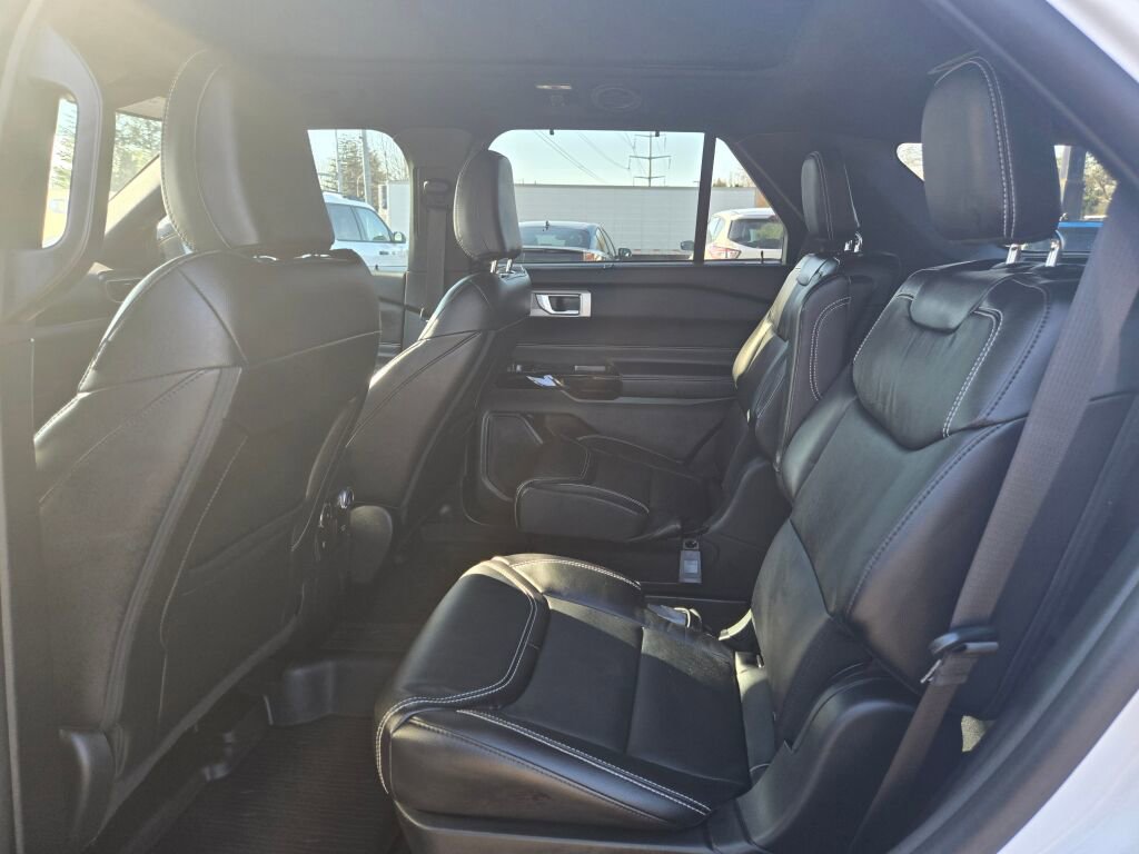 Used 2023 Ford Explorer ST w/ Equipment Group 401A image 10