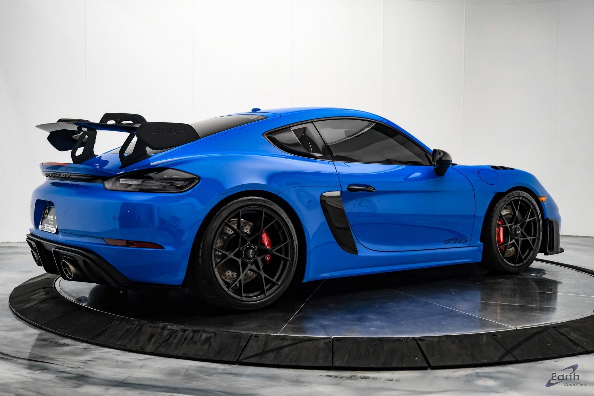 Used 2024 Porsche 718 Cayman GT4 RS RWD image 14
