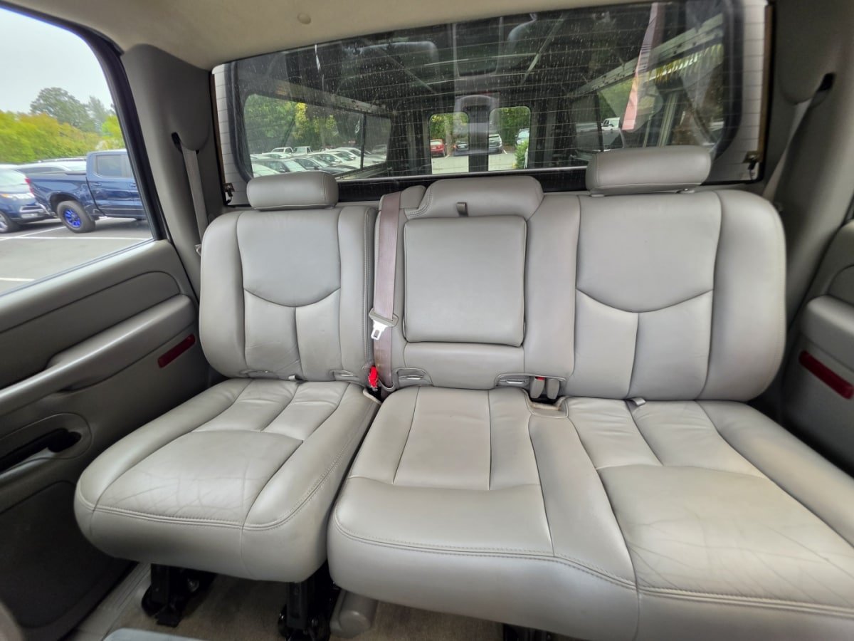 Used 2007 GMC Sierra 2500 SLT w/ Heavy-Duty Power Package AWD/4WD image 16