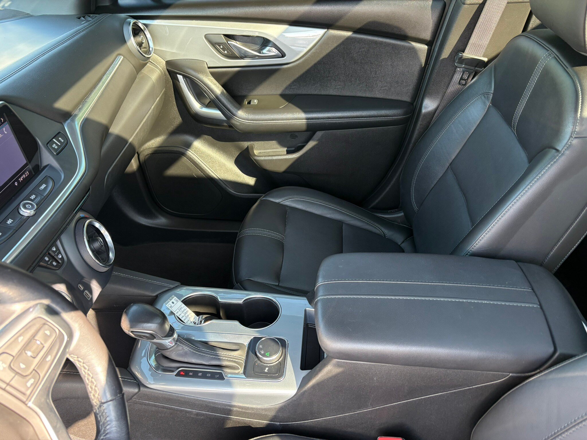 Used 2020 Chevrolet Blazer LT FWD image 19