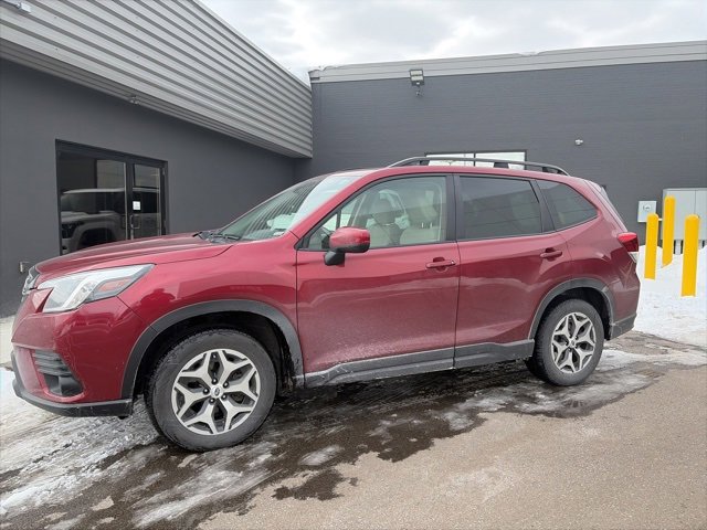 Certified 2023 Subaru Forester Premium image 7