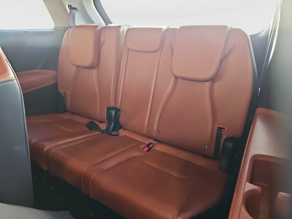 Used 2026 Kia Carnival EX FWD image 21