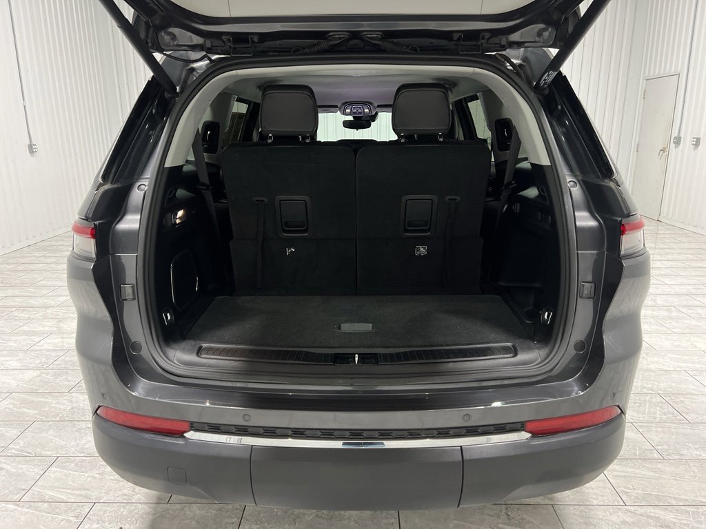 Used 2021 Jeep Grand Cherokee L Limited image 26