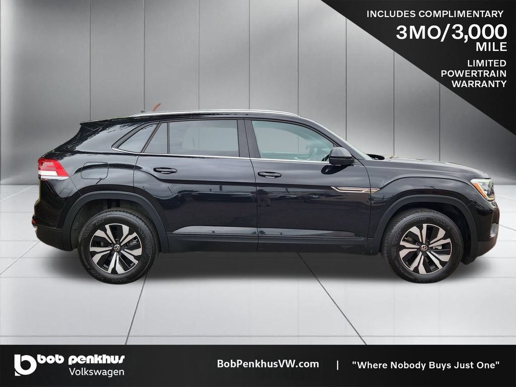 Used 2024 Volkswagen Atlas Cross Sport SE AWD/4WD image 23